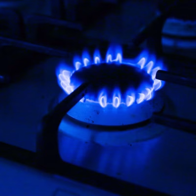 Gas